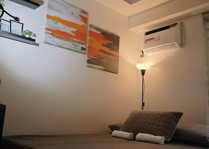 Celandine 1br Near Cloverleaf Aparthotel