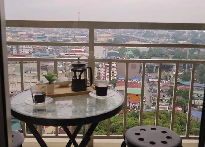 Celandine 1br Near Cloverleaf * Manila